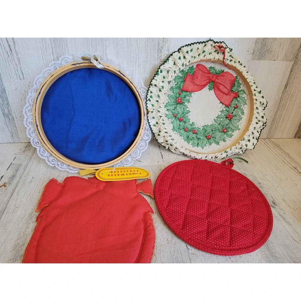 Vintage embroidered Xmas cross stitched hoops joy bell wall hanging wreath set